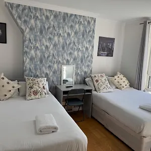 Budget Grey House Apartment