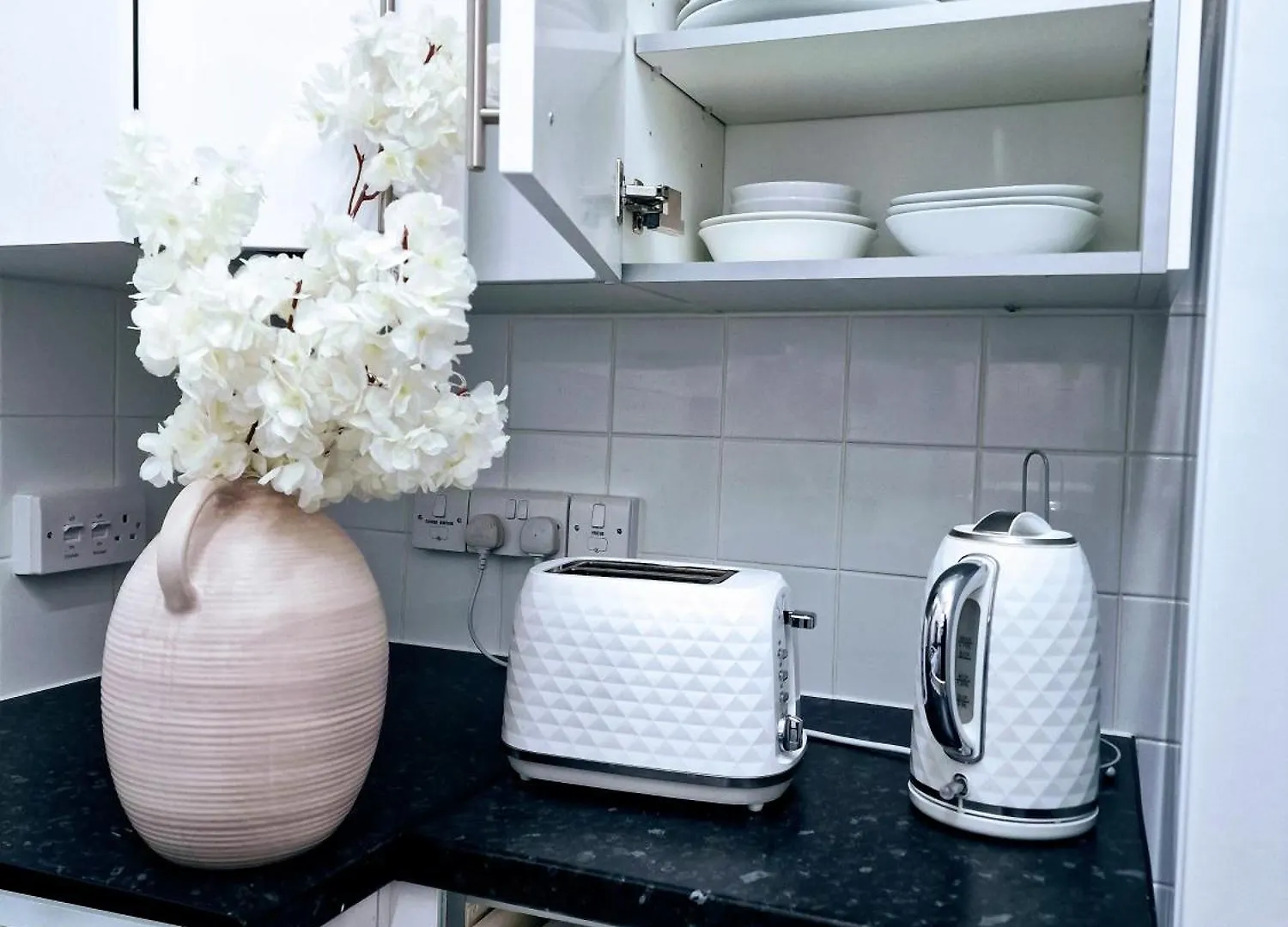 1 Bedroom Flat London 0*,  United Kingdom
